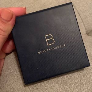 Beauty counter radiant all over bronzer surf